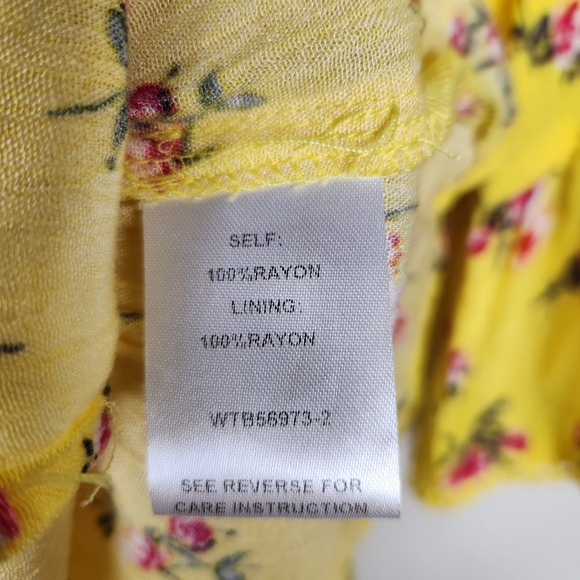 Lost + Wander Mango Tango Yellow Floral Wrap Top Blouse Sz S - Picture 7 of 8